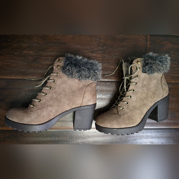 Just Fab Womens Lace Up Fur Topped Ankle Boots Size 8 - Picture 10 of 12